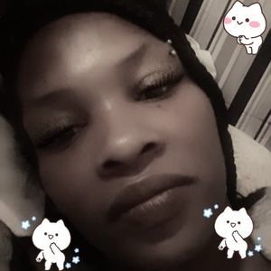 Meet your Posher, Candacelarry